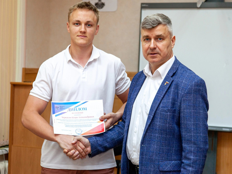 Смоленский студент занял второе место в конкурсе среди училищ олимпийского резерва