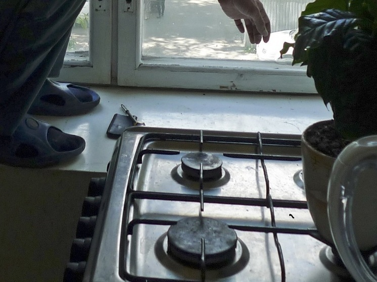 SHOT: в сгоревшей московской квартире обнаружен прикованный к посудомойке наручниками труп