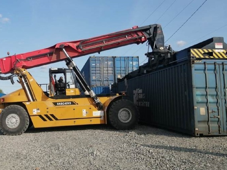 СвЖД открыла новую площадку для обработки контейнерных грузов