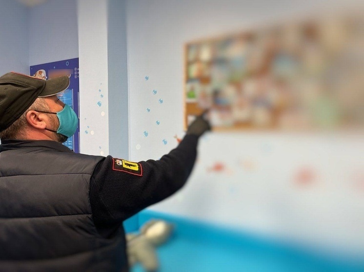 Ярославский омбудсмен проверил центр детского плавания