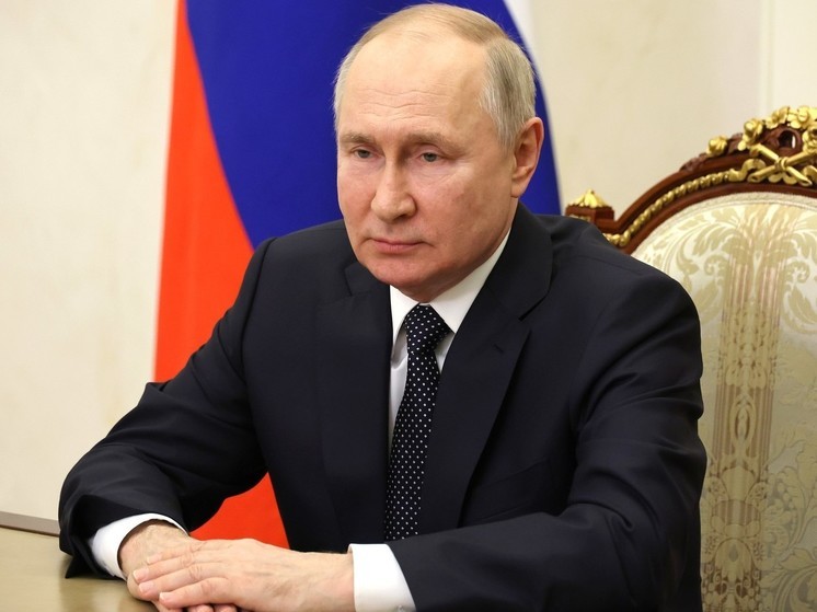 Президент РФ Путин постановил образовать президиум коллегии Военно-промышленной комиссии