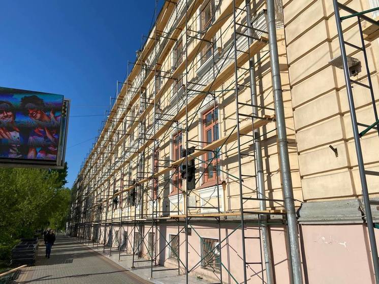 СибГМУ объявил о начале ремонта фасадов двух зданий университета
