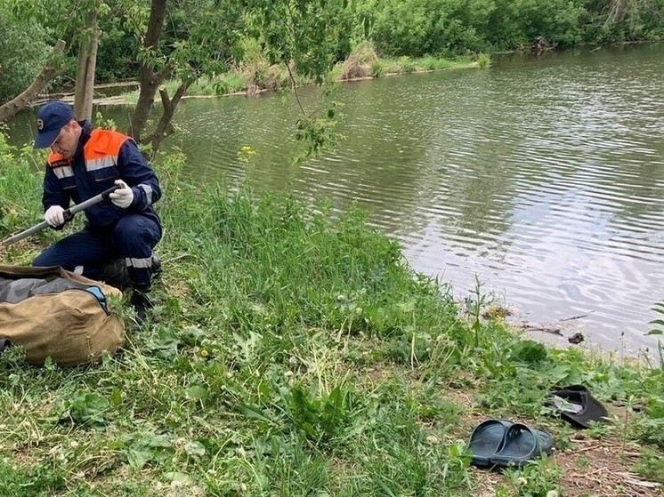 В Альметьевске вторые сутки ищут пропавшего у воды мужчину