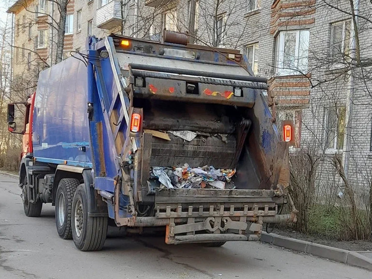 В Иванове 44-летний велосипедист попал под мусоровоз и остался без ноги