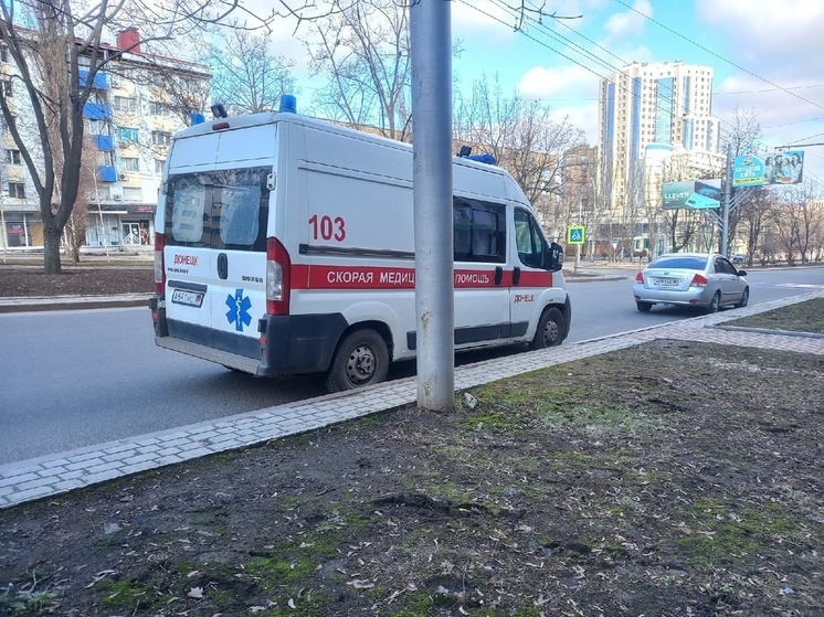 При обстреле Ясиноватой пострадал мирный житель