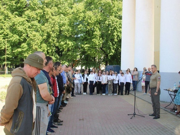 Еще 18 владимирцев добровольно отправились на СВО