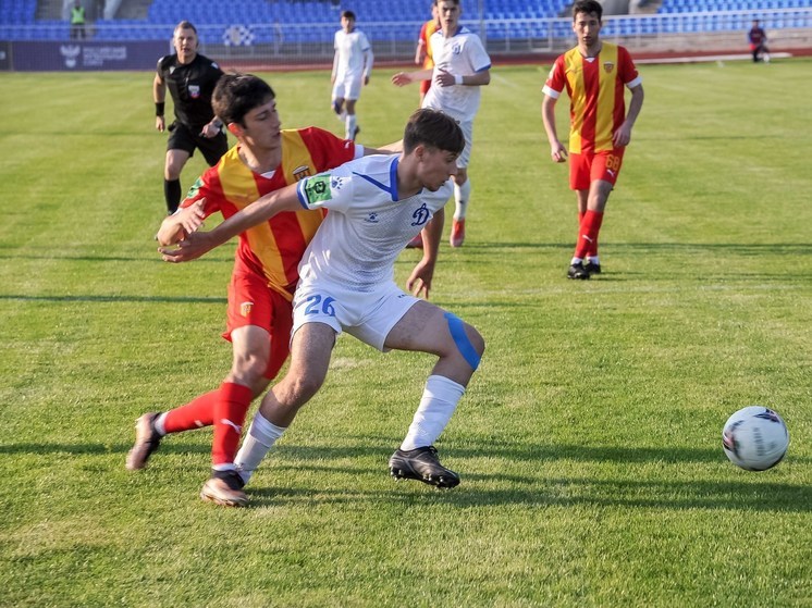Защитник ставропольского «Динамо» дебютировал в основном составе в 18 лет