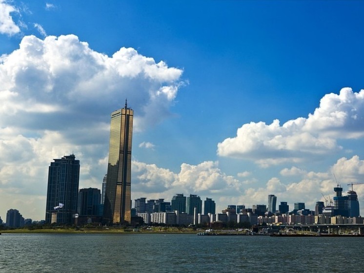 Ракета КНДР пролетела мимо Сеула, не причинив вреда городу