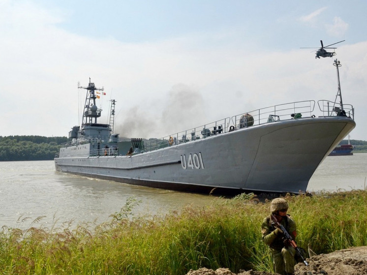 Военный эксперт Дандыкин назвал «прощанием с флотом» уничтожение последнего боевого корабля Украины