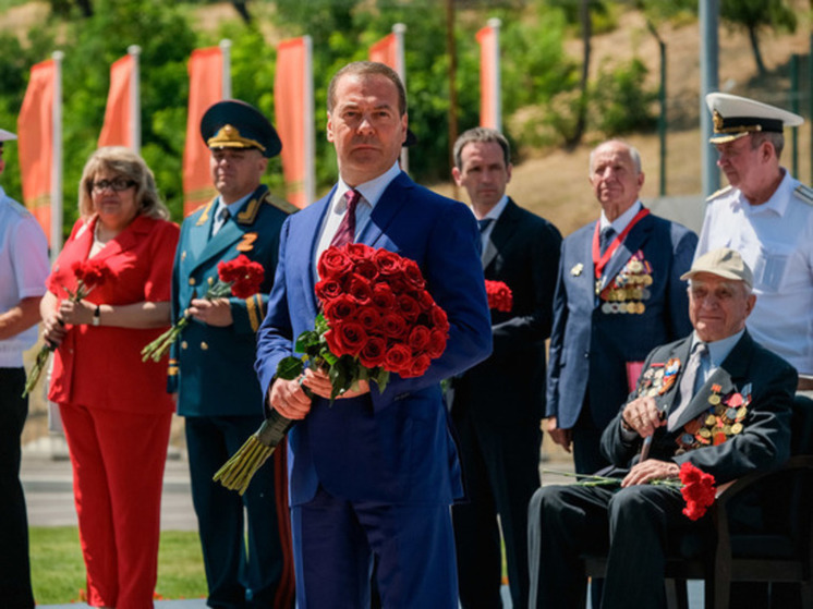 В Волгоград 1 июня прилетит Дмитрий Медведев