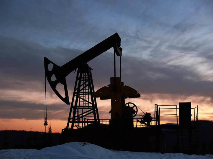 Аналитик Фролов назвал причину падения цены на нефть Brent