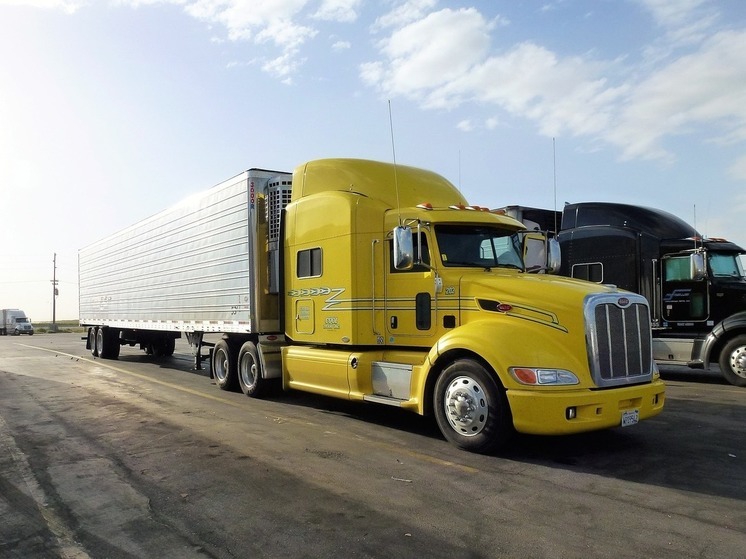 Банки запускают программы с производителями среднетоннажных грузовиков