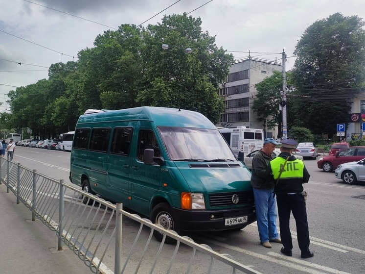 В Симферополе проводят рейды по выявлению нелегальных перевозчиков
