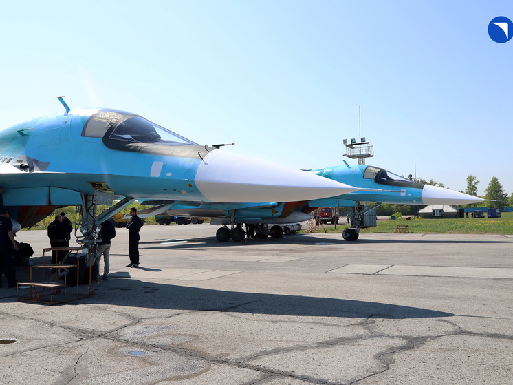 Новосибирский авиазавод передал ВКС новые бомбардировщики Су-34