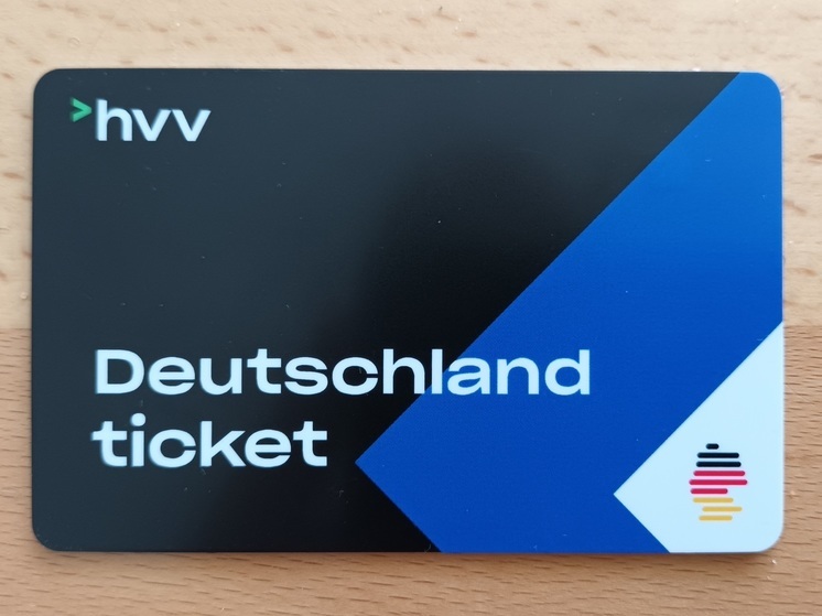 Германия — Насколько востребован Deutschlandticket спустя месяц после запуска