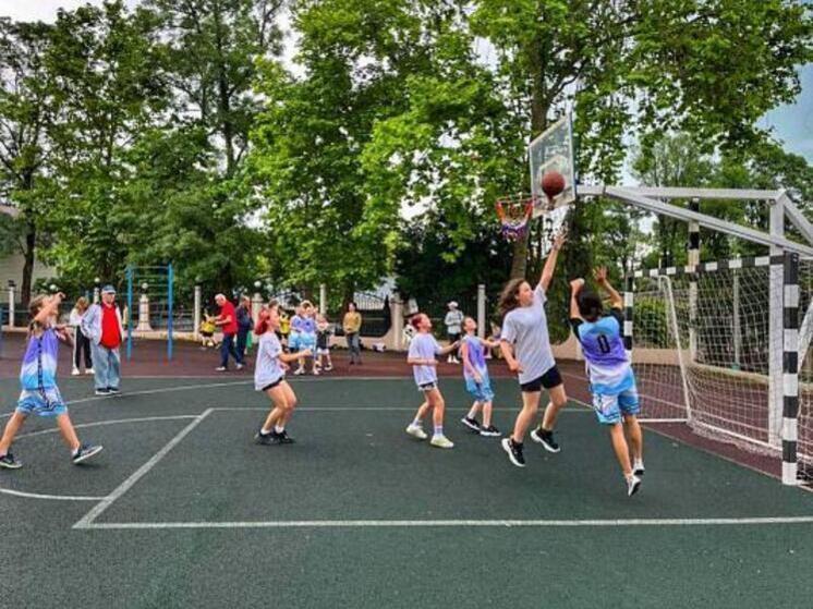 Муниципальный этап Всекубанского турнира по уличному баскетболу стартовал в Сочи