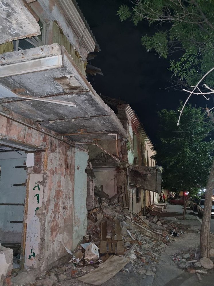 В Махачкале игнорируется аварийное состояние бывшего общежития