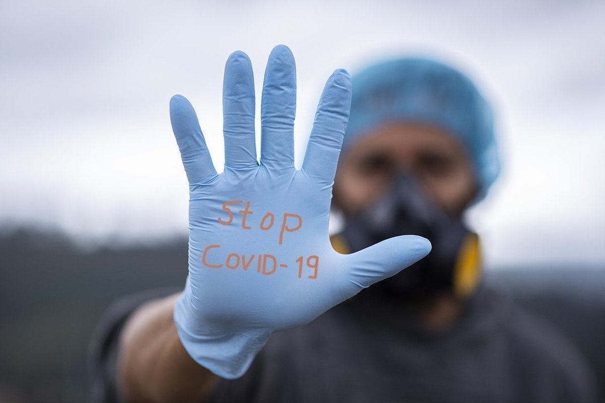 In the European Union worried about the wave of infections with a new variant of the coronavirus