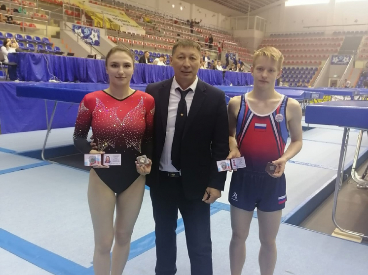 Батутисты из Комсомольска победили в чемпионате России