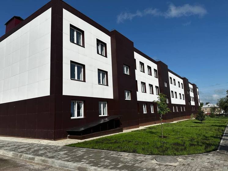 Ямальцы потратили меньше года на строительство жилого дома в Волновахе