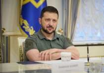Президент Украины Владимир Зеленский во время заседания Ставки дал поручение проверить бомбоубежища по всей республике