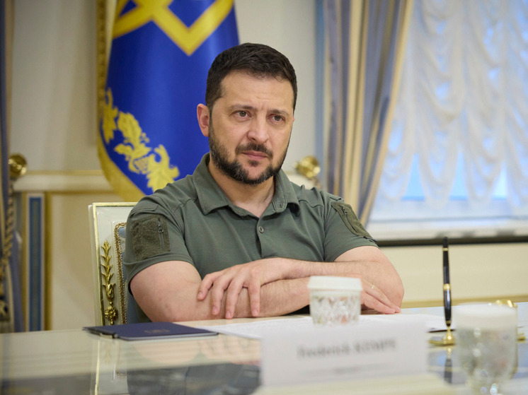 Зеленский поручил проверить бомбоубежища по всей Украине