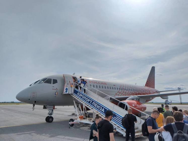 В пензенском аэропорту приземлился первый рейс из Санкт-Петербурга