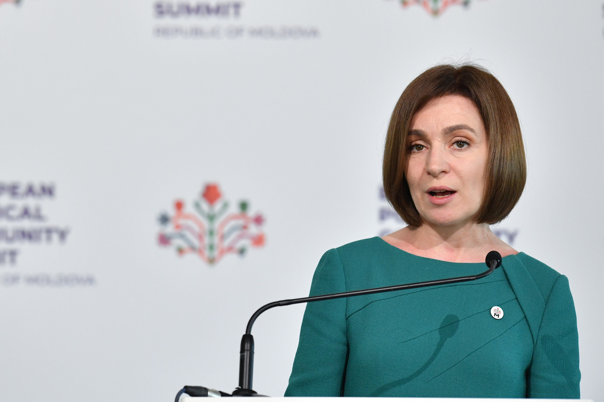 Молдавию готовят ко «второму фронту»: ради Евросоюза Санду готова сдать страну