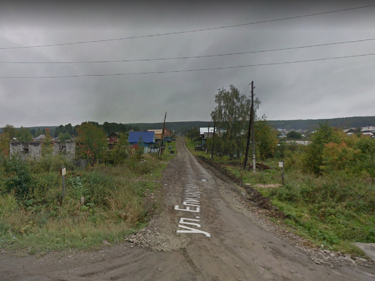 Свердловчанина нашли повешенным в заброшенном общежитии