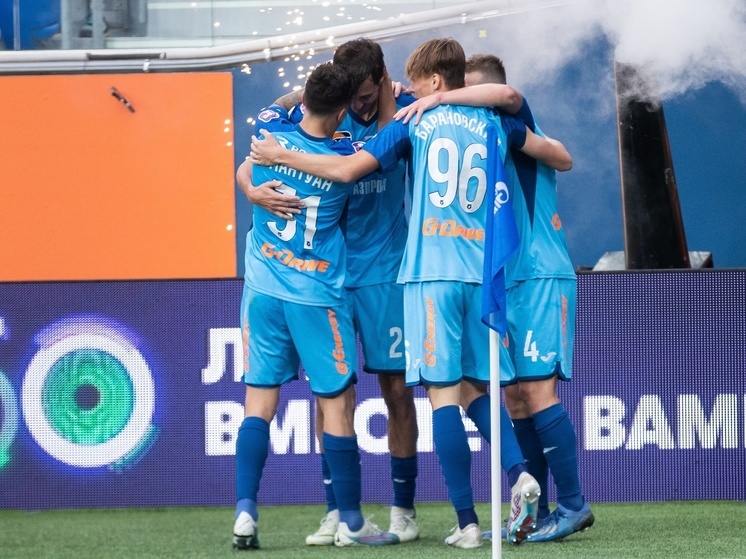 «Зенит» обыграл «Факел» со счетом 1:0 в последнем матче сезона