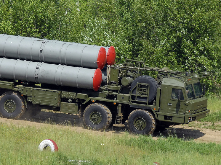 Администрация Бердянска: система ПВО, предварительно, сбила 6 ракет над городом