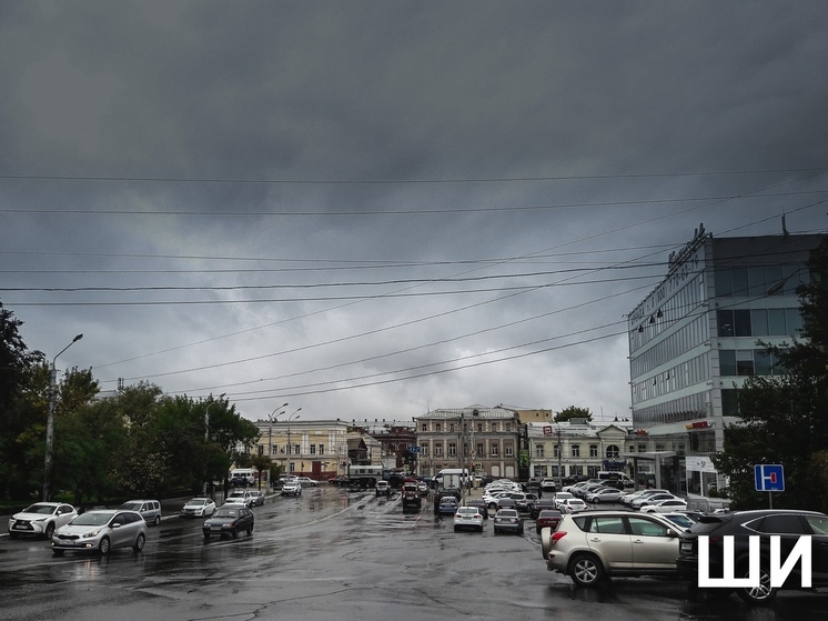 На Астрахань надвигается дождь и гроза
