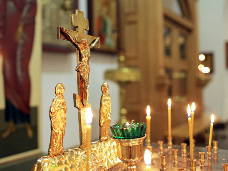 Троица: православные христиане отмечают один из 12 главных церковных праздников