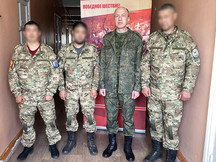 Глава Республики Алтай встретился с участниками СВО в ЛНР