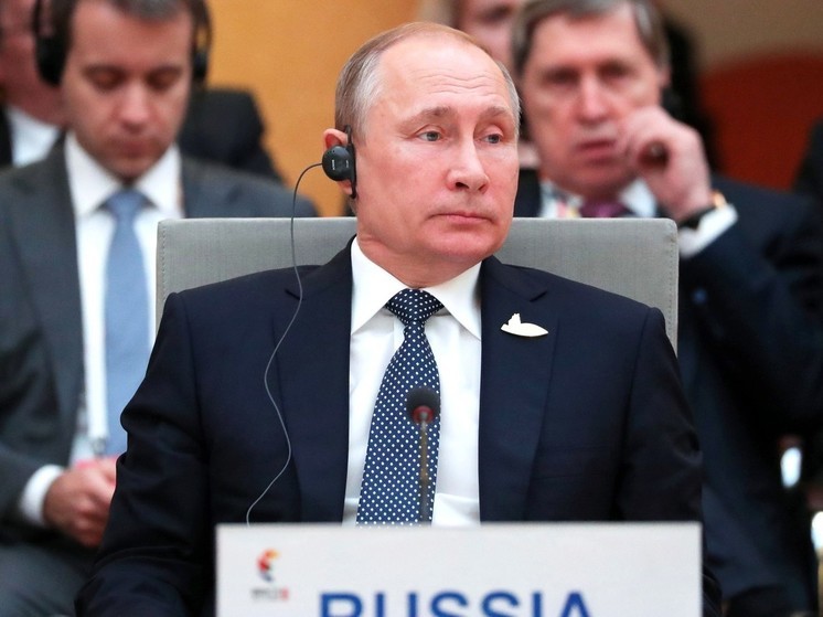 Экс-агент MI6 Крук: Запад не простит, что Путин не позволил разграбить Россию