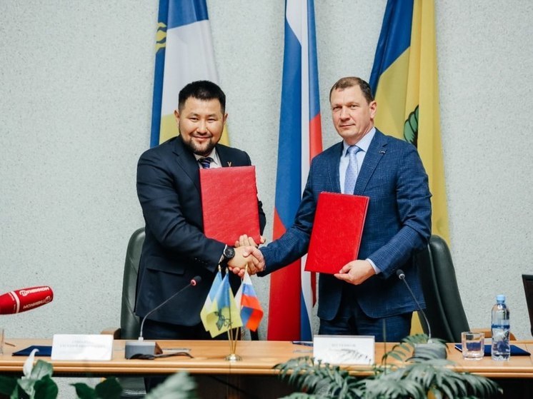 В юбилей республики мэры Улан-Удэ и Якутска подписали Соглашение