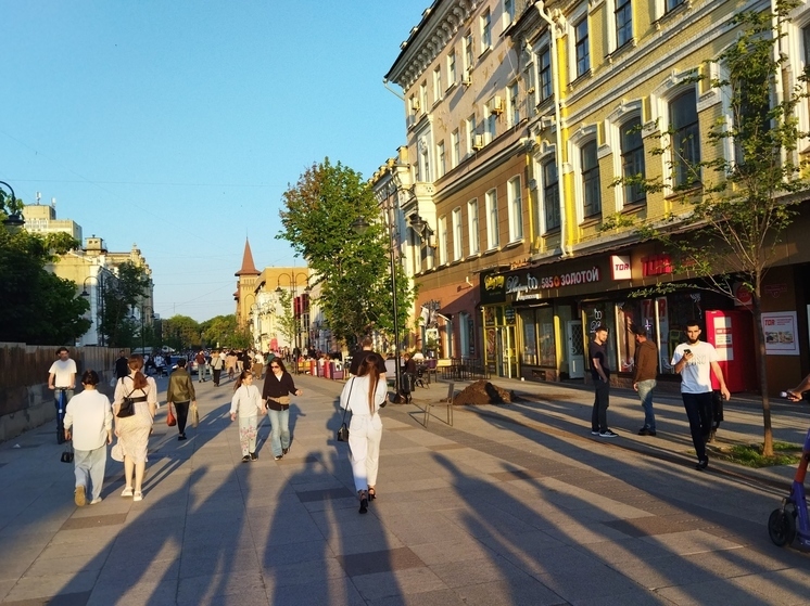 В понедельник в первой половине дня будет солнечно