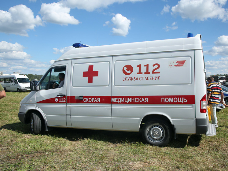 Автомобиль с людьми рухнул в пропасть в Приморском крае