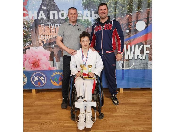 Каратист из Брянска завоевал два золота всероссийских соревнований