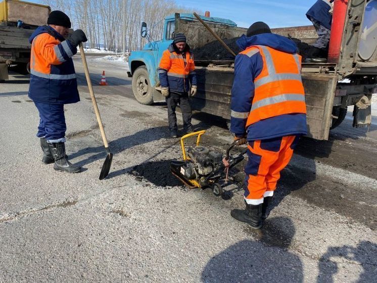 В Башкирии отремонтировал 80 процентов ям на дорогах из всех выявленных