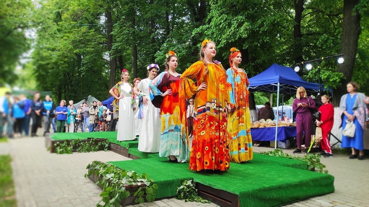 В столице Владимирской области прошел фестиваль мастеров "Реки Руки"