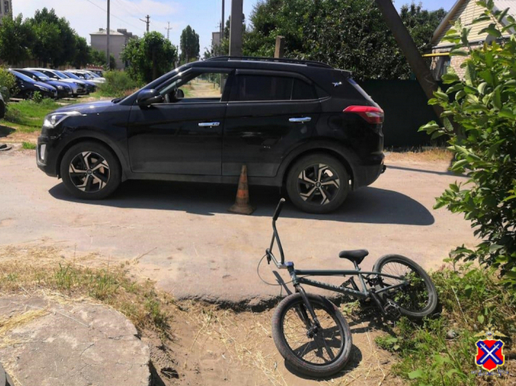 В Волгоградской области 14-летний велосипедист попал под колеса иномарки