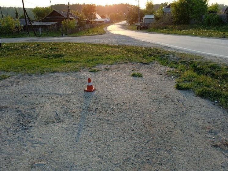 В Новосибирской области 11-летний мальчик перевернулся на мопеде