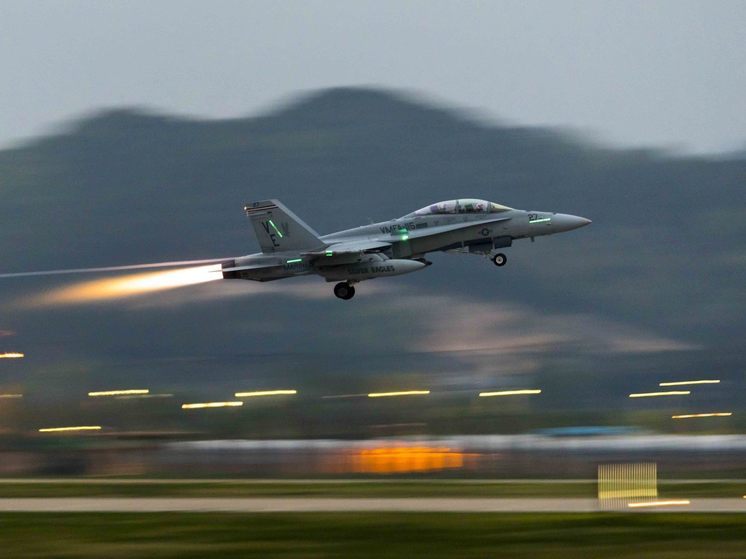 Сеул заявил о вхождении самолетов РФ и КНР в ее опознавательную зону ПВО