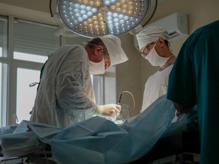 Астраханке провели сложную операцию по удалению множества опухолей