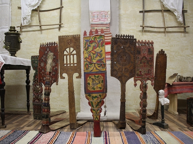 Выставка, посвященная традиционным женским ремеслам, представлена в Вологде