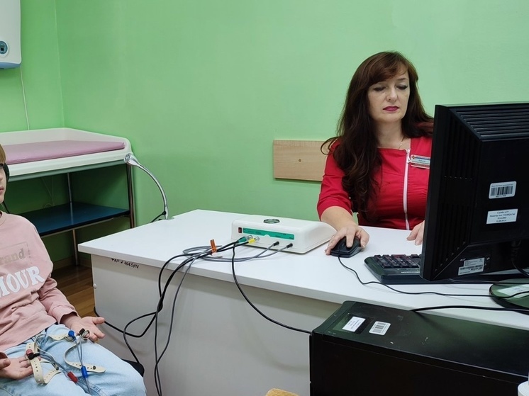 В больнице Надыма особенные дети будут проходить биорезонансную терапию с помощью безвредного аппарата