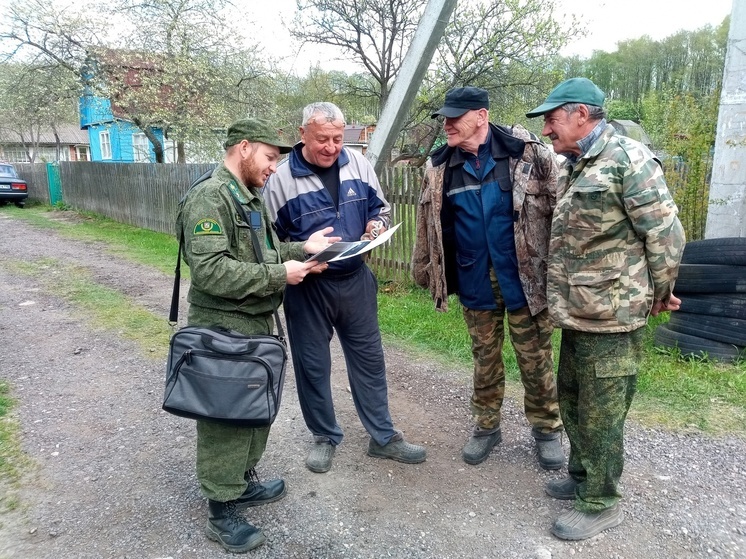 Серпуховские лесничие проводят регулярные беседы с населением