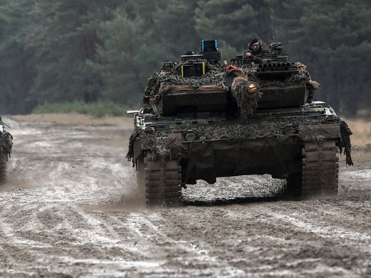 МО РФ показало кадры уничтожения танка Leopard в зоне спецоперации