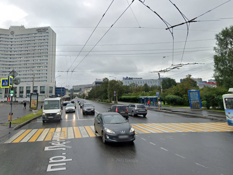 Дорожные знаки в центре Мурманска меняют на миниатюрные